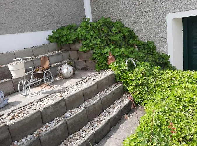 Aussicht Gleichenberg * باد غليشنبرج